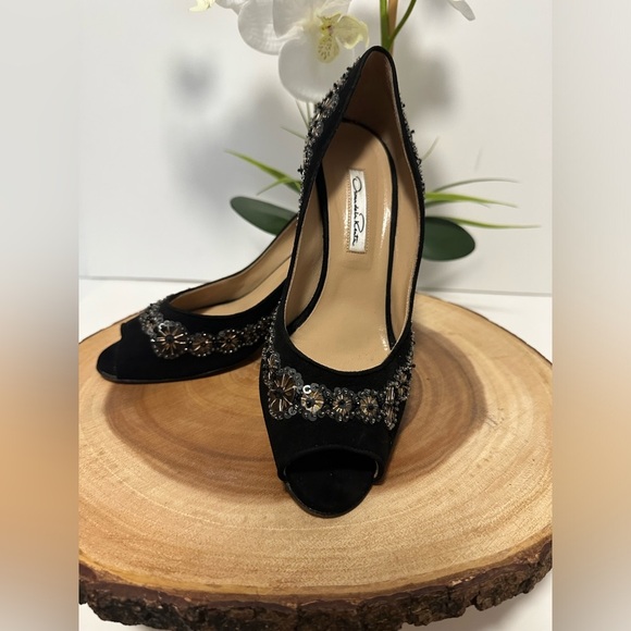 💎Oscar de la Renta Suede Heels with Embellishments - Women's Size 38💎 - Picture 2 of 16